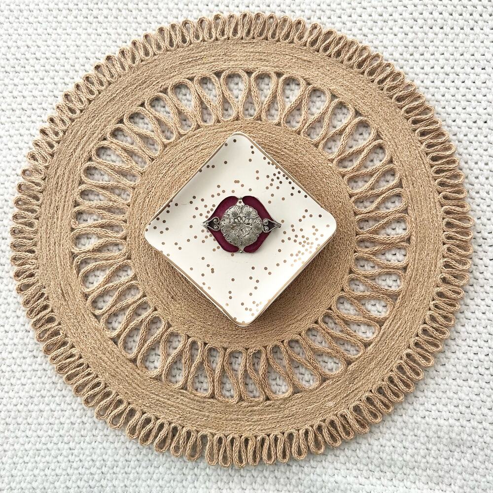 Elle Vintage Maroon Enamel Silver Tone Ornate Deco Floral Lips Style Brooch Pin - Picture 3 of 6